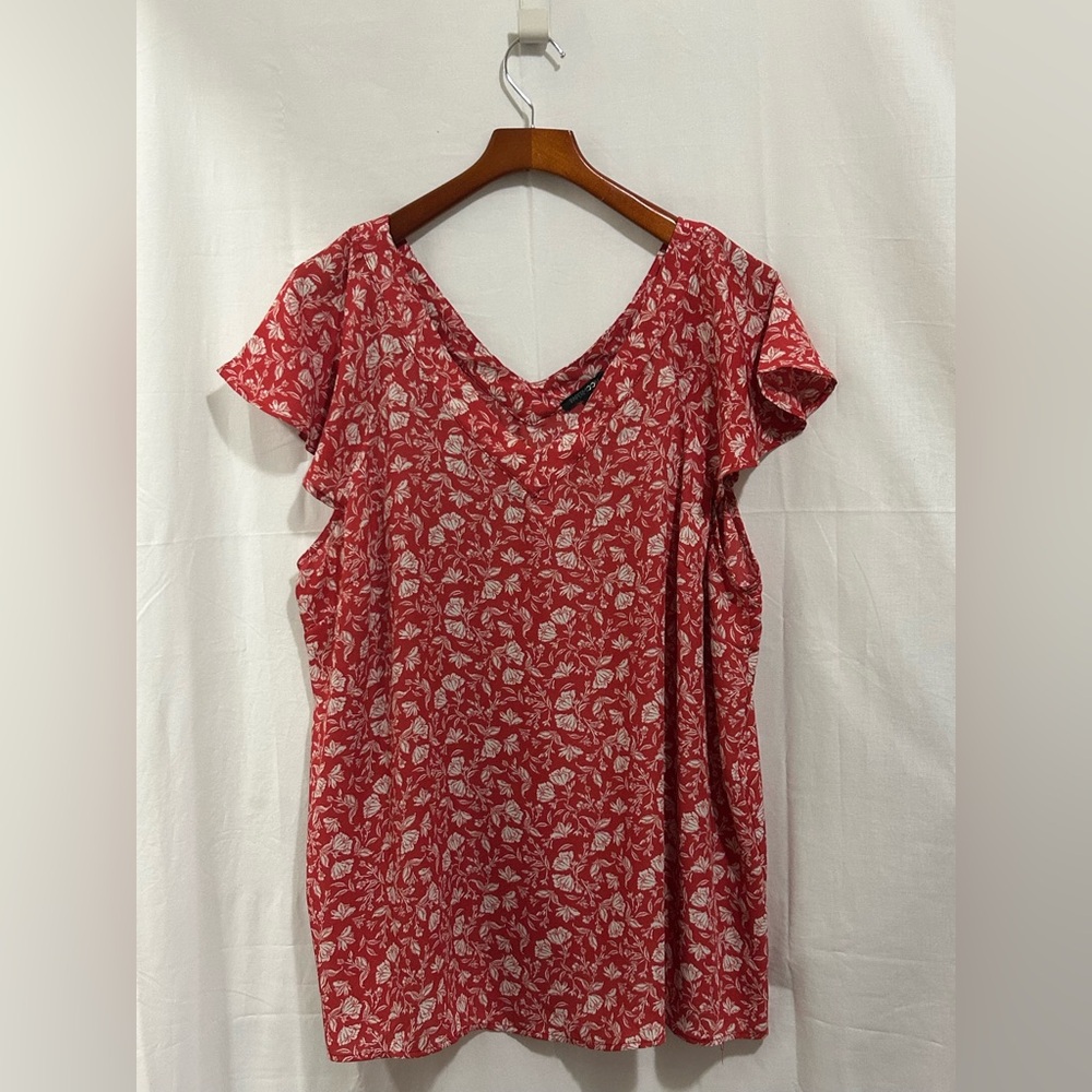 Papermoon - Red & White Floral Short Sleeve Top